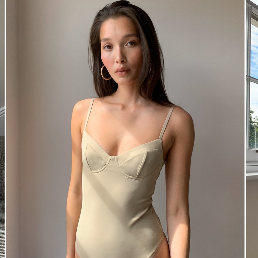 Aritzia Forte Contour Babaton Bodysuit NWT size Small